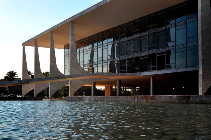 Imagem da notícia Sancionado auxílio a famílias afetadas pelas chuvas em Minas Gerais